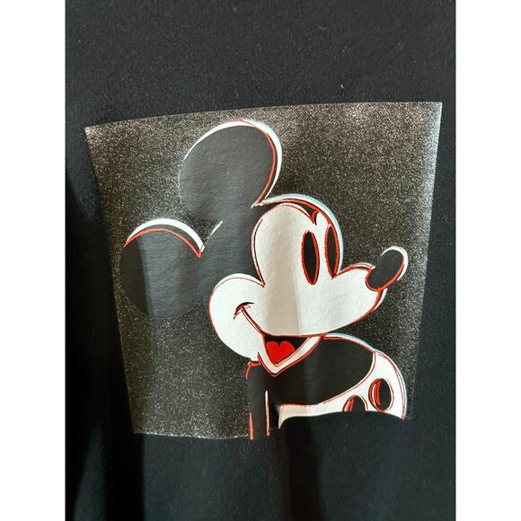 Andy Warhol x Disney Mickey Mouse Crew Neck | Size Medium | Uniqlo UT Graphic - Picture 2 of 4